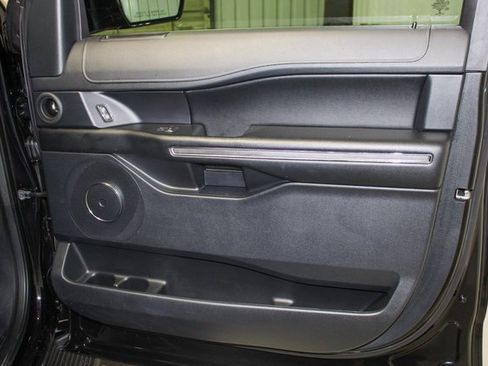 Used 2020 Ford Expedition XLT w/ Equipment Group 201A image 16