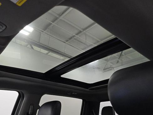 Used 2019 Ford F150 Lariat w/ Equipment Group 502A Luxury image 18