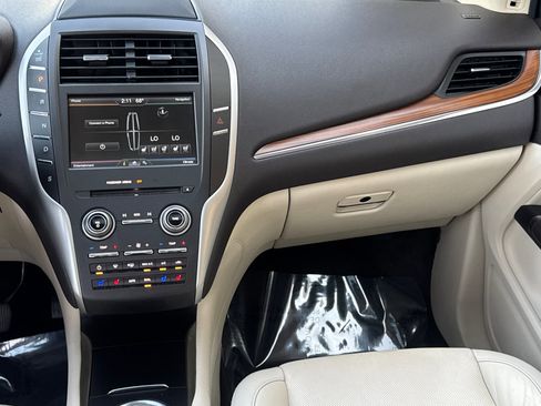 Used 2015 Lincoln MKC AWD w/ Equipment Group 102A Reserve image 29