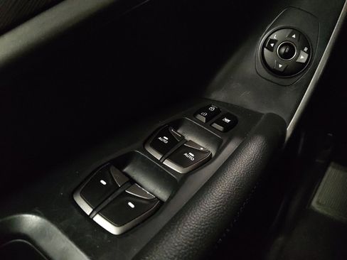 Used 2018 Hyundai Santa Fe SE w/ Cargo Package FWD image 27
