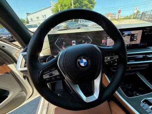 Used 2024 BMW X5 xDrive40i w/ Premium Package AWD/4WD image 23