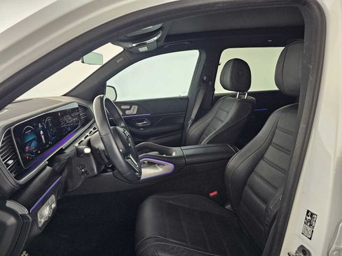 Used 2023 Mercedes-Benz GLS 580 4MATIC image 29