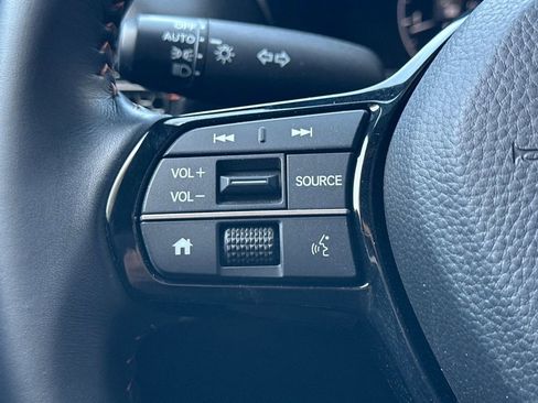 Certified 2025 Honda HR-V Sport image 26