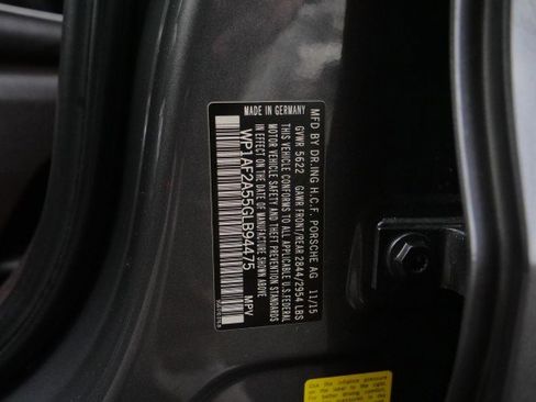 Used 2016 Porsche Macan Turbo image 48