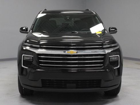 Used 2025 Chevrolet Traverse LT AWD/4WD image 6
