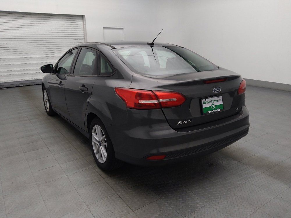 Used 2017 Ford Focus SE FWD image 5