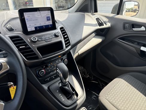 Used 2021 Ford Transit Connect XLT FWD image 23