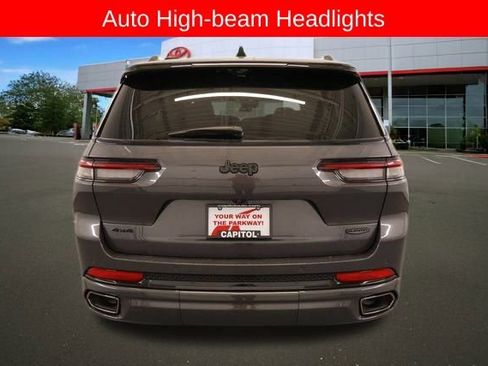 Used 2025 Jeep Grand Cherokee L Summit image 5