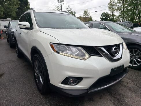Used 2016 Nissan Rogue SL w/ SL Premium Package AWD/4WD image 3
