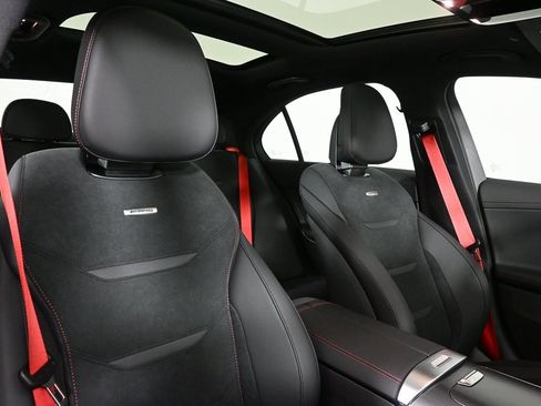 Used 2025 Mercedes-Benz C 43 AMG 4MATIC Sedan image 18