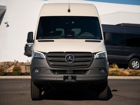 New 2026 Mercedes-Benz Sprinter 2500 image 2