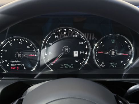 Used 2022 Rolls-Royce Ghost Black Badge image 15