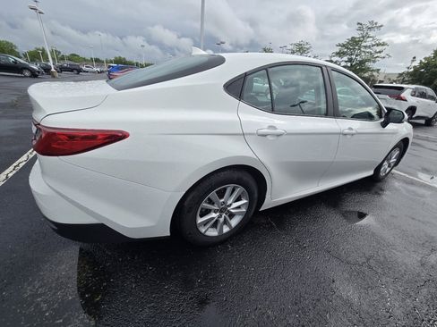 Used 2025 Toyota Camry LE FWD image 8