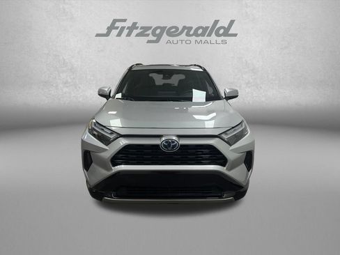 Used 2022 Toyota RAV4 SE w/ Convenience Package AWD/4WD image 9