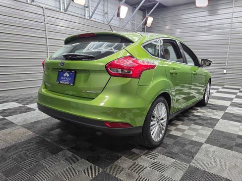 Used 2018 Ford Focus Titanium FWD image 4