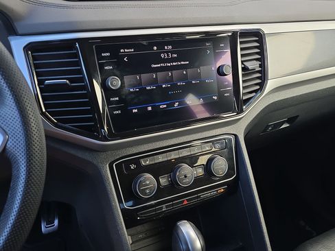 Used 2022 Volkswagen Atlas Cross Sport SEL Premium R-Line w/ Cross Sport MDO Package image 23