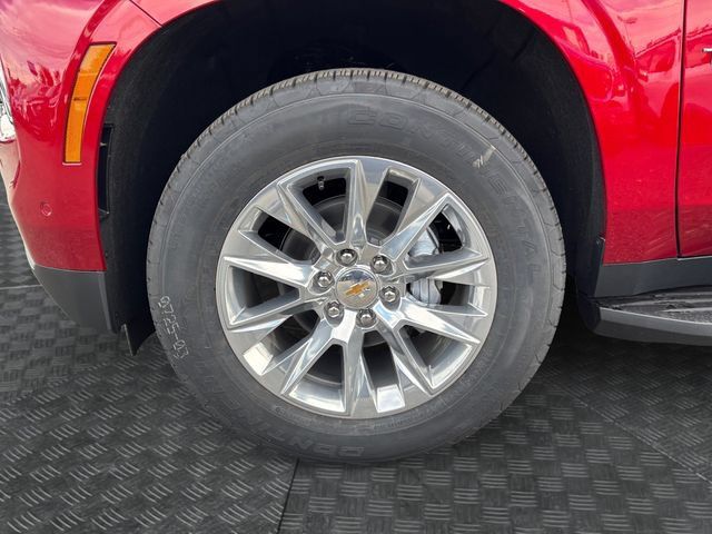 Used 2026 Chevrolet Tahoe Premier AWD/4WD image 14