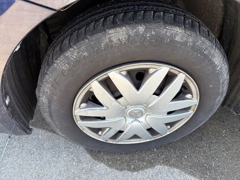 Used 2007 Toyota Sienna LE image 2