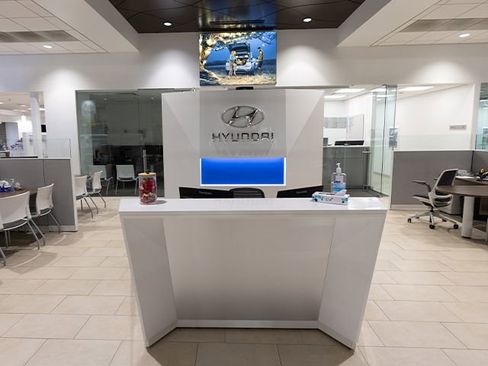 Used 2023 Hyundai Santa Fe Calligraphy image 5