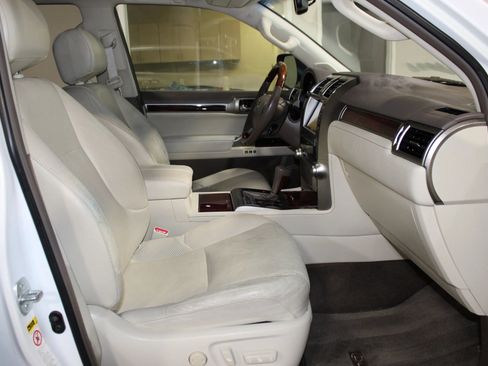Used 2011 Lexus GX 460 w/ Comfort Plus Pkg AWD/4WD image 33