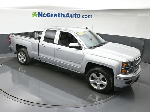 Used 2015 Chevrolet Silverado 1500 LT w/ LT Convenience Package image 3