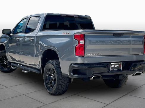 Used 2021 Chevrolet Silverado 1500 LT Trail Boss w/ Convenience Package II AWD/4WD image 12