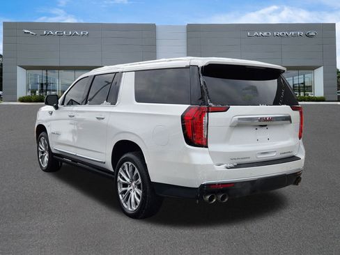 Used 2023 GMC Yukon XL Denali w/ Denali Reserve Package image 3