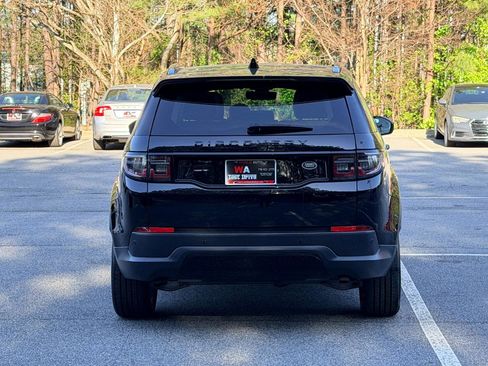 Used 2020 Land Rover Discovery Sport SE image 5
