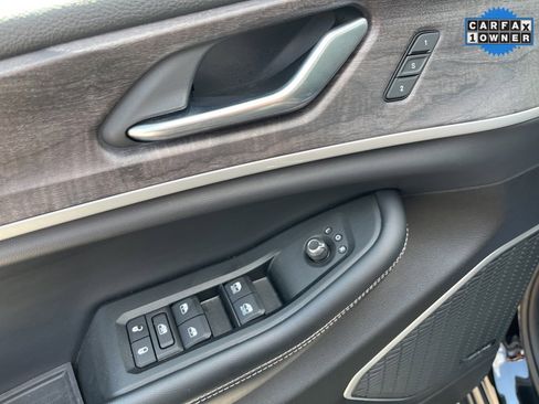 Used 2021 Jeep Grand Cherokee L Limited image 23