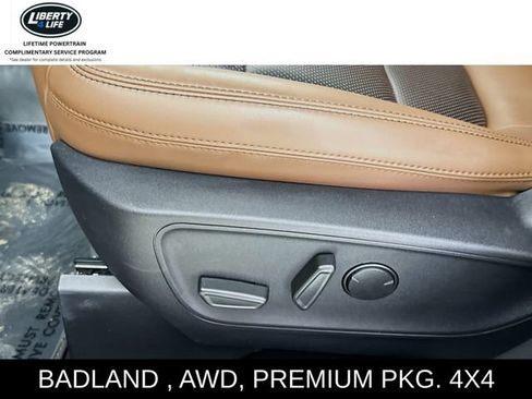 Used 2024 Ford Bronco Sport Badlands w/ Premium Package image 19