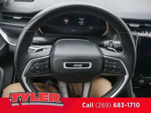 Used 2021 Jeep Grand Cherokee L Limited image 31