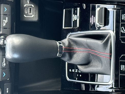 Used 2022 Jeep Compass Trailhawk w/ Trailhawk Elite Group AWD/4WD image 26