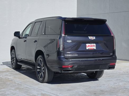 Used 2022 Cadillac Escalade Sport Platinum w/ Heavy-Duty Trailer Package image 6