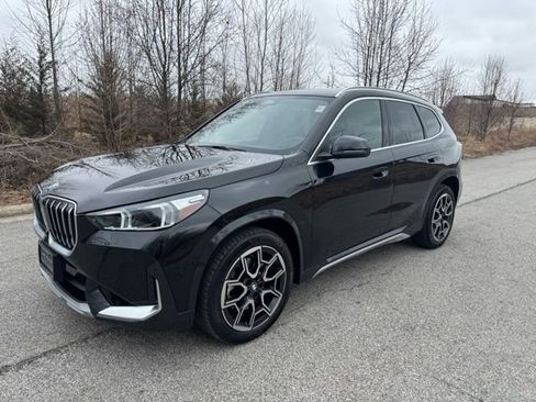 Used 2026 BMW X1 xDrive28i AWD/4WD image 1