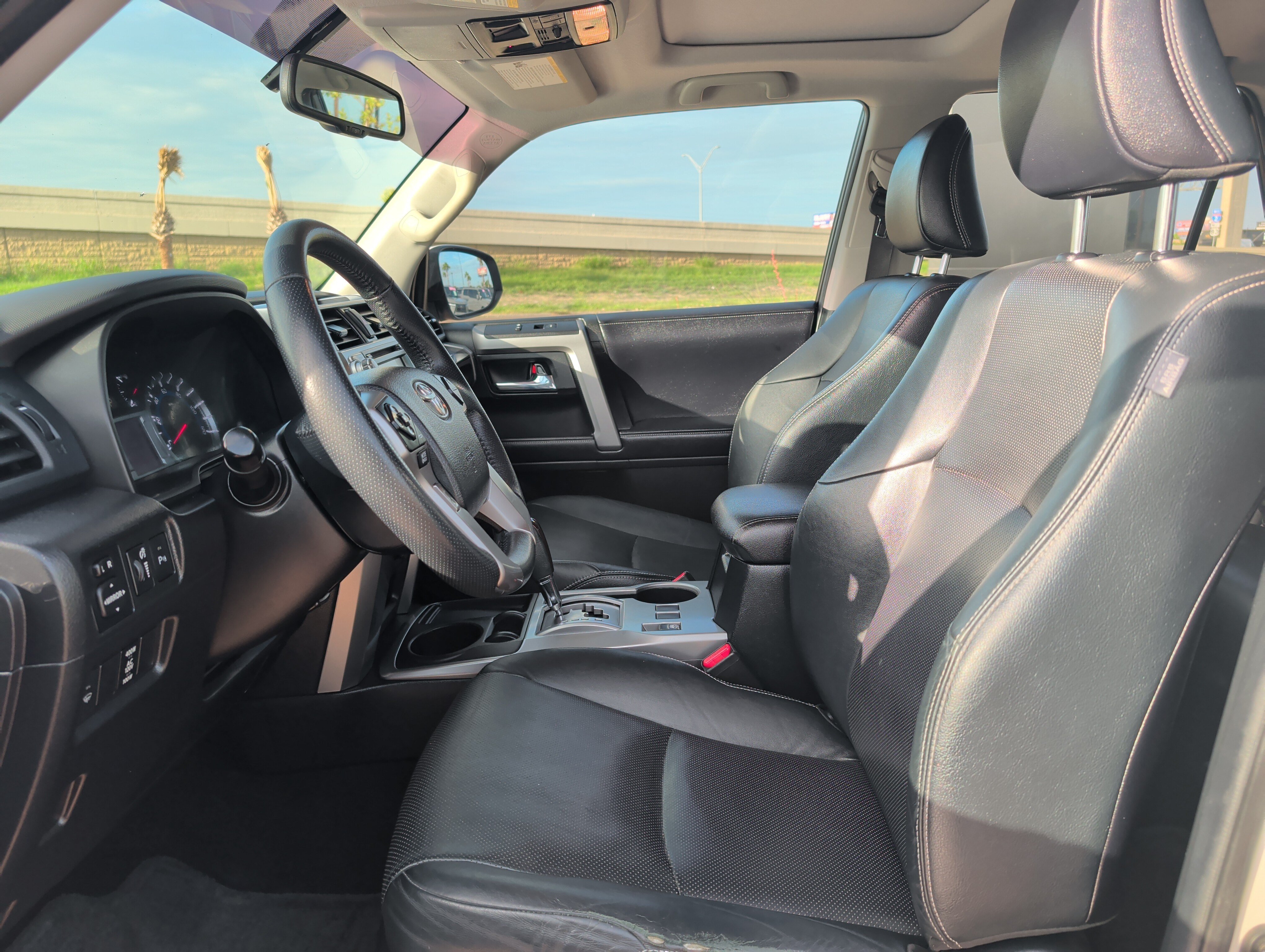 Used 2017 Toyota 4Runner Limited RWD image 11
