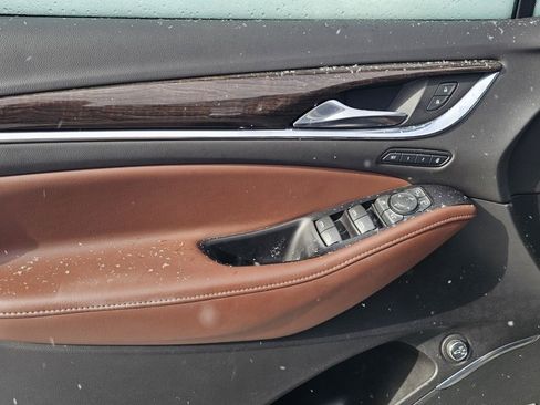 Used 2020 Buick Enclave Avenir w/ Avenir Technology Package image 11