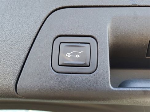 Certified 2023 Buick Envision Avenir image 34