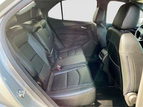 Used 2024 Chevrolet Equinox RS image 25
