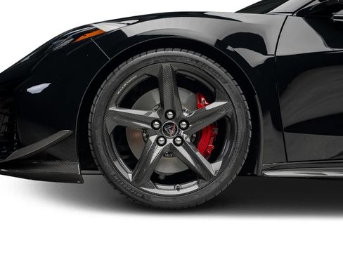 Used 2025 Chevrolet Corvette Z06 RWD image 23