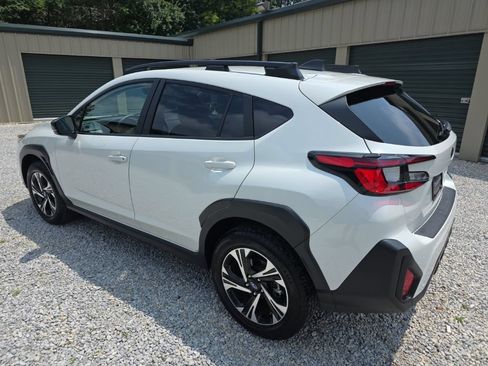 Used 2025 Subaru Crosstrek 2.5i Premium AWD/4WD image 5