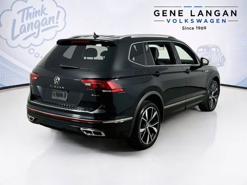 Certified 2022 Volkswagen Tiguan SEL R-Line AWD/4WD image 5