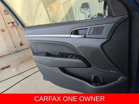 Used 2017 Hyundai Elantra Limited w/ Limited Ultimate Package 09 image 27