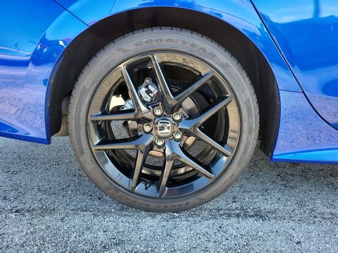 Used 2024 Honda Civic Sport image 9
