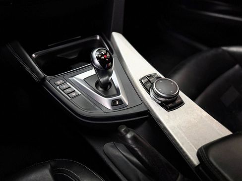 Used 2018 BMW M3 image 22