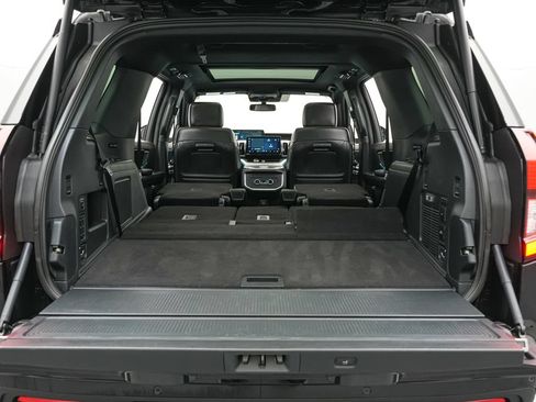 Certified 2025 Ford Expedition Tremor AWD/4WD image 35