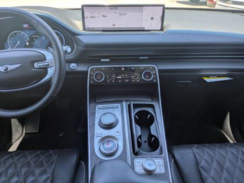 Used 2024 Genesis GV80 3.5T Advanced AWD/4WD image 12