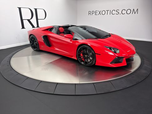Used 2016 Lamborghini Aventador LP 700-4 AWD/4WD image 8