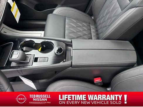 New 2026 Nissan Rogue Platinum w/ Platinum Premium Package image 26