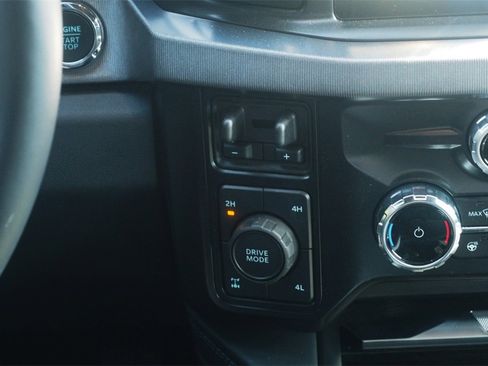 Used 2025 Ford F350 Platinum image 20