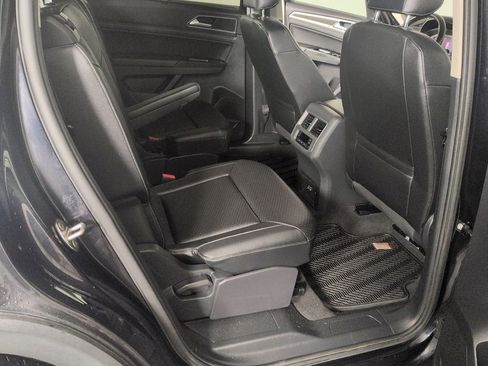 Used 2019 Volkswagen Atlas SEL R-Line AWD/4WD image 33